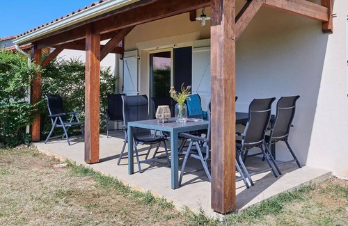 Lanzac Villa | Villa, Jacuzzi, Terrace, 2 Bäder 6 persons