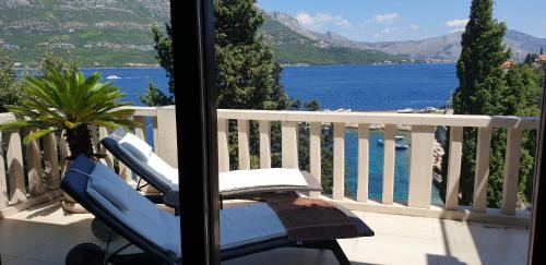 Medvinjak Apartamento | Villa Jade Apartments FRONT ROW SEA VIEW - WALK TO KORCULA OLD TOWN