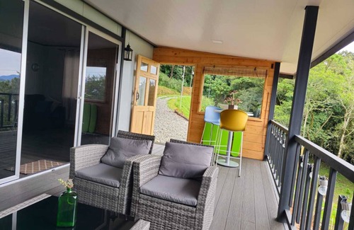 Cantón de Dota Casa | Villa moderna en las montañas de Dota, Costa Rica.