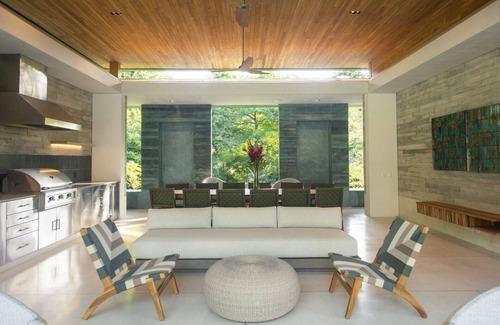 Culebra Casa | Villa Jade - Stylish Oceanfront Getaway with Private Beach & Concierge