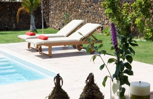 Los Mojones Villa | Villa Janubio - Eine schöne Villa mit 4 Schlafzimmern - Ein kurzer Spaziergang nach Puerto Del Carme