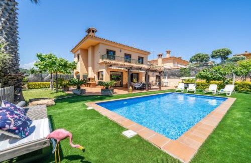 Condado del Jaruco Villa | VIlla Jaruco Lux, exclusiva zona residencial con Piscina & Aircon
