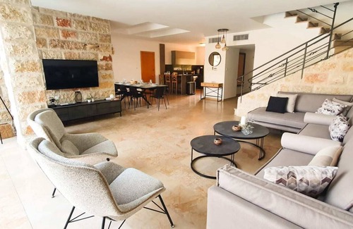 Herzliya Pituach Apartamento | Villa Jasmin - Estudio Piso, Capacidad 16