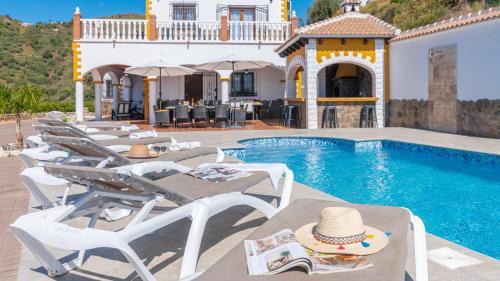Sayalonga Casa | Villa Javier Sayalonga by Ruralidays