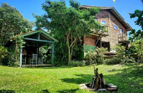 Ibiraquera Casa | Villa Josefa - Chalé completo com piscina e churrasqueira
