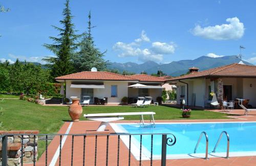 San Felice del Benaco Cama Y Desayuno | Villa Josephine