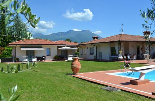 San Felice del Benaco Cama Y Desayuno | Villa Josephine