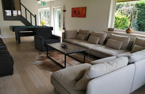 Witte Burg Casa | Villa Josiane