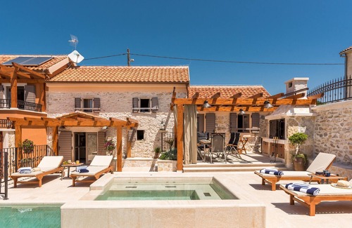 Bicine Villa | Villa Josipovi dvori nearby Sibenik – Crovillas GmbH