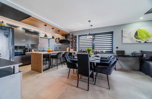 Varazdin Casa | Villa Joy With Pool and Hot Tub, Sračinec, Croatia