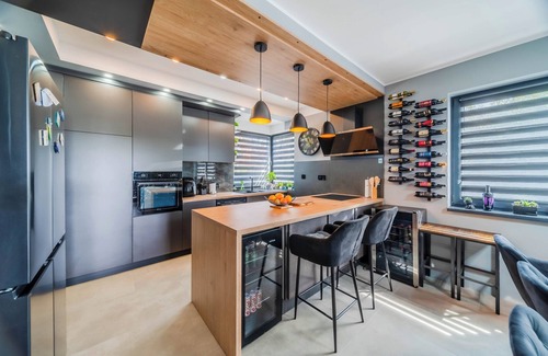 Varazdin Casa | Villa Joy With Pool and Hot Tub, Sračinec, Croatia