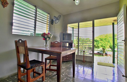 Artemisa Casa | Villa Juanita