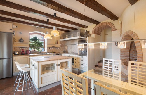Pineda de Mar Villa | Villa 'Juli' con vistas a la montaña, Wi-Fi y aire acondicionado