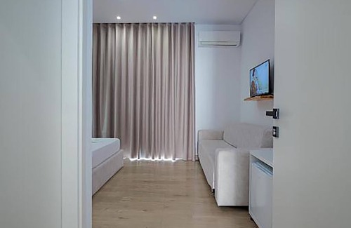 Sarande Hotel | Villa Juna Beach