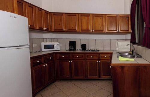 El Cerro Villa | Villa Junior # 4 w/ Pool & Kitchen – Minutes from Manuel Antonio Beach