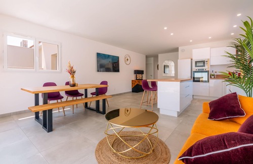 Serignan Villa | Juxta Maré-Villa-Baño en la habitacion