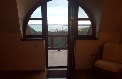 Tihany Casa | Villa Kőrózsa Vendégház Tihany