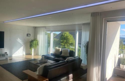 Delecke Apartamento | Villa Kaja mit traumhaftem Seeblick