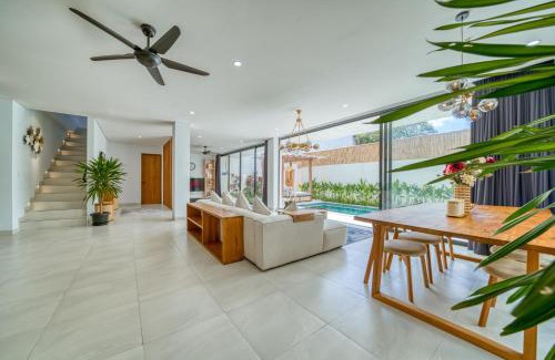 Sunset Road Villa | Villa Kangla - 3BR Luxurious Villa Seminyak