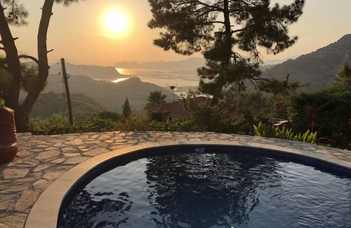Ortaca Villa | Villa kaplumba, villa de 3 dormitorios en entorno de pueblo con vistas