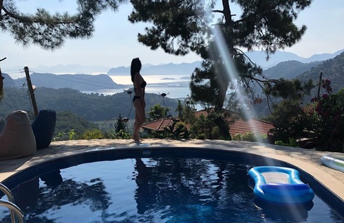 Ortaca Villa | Villa kaplumba, villa de 3 dormitorios en entorno de pueblo con vistas