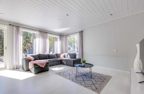 Kalajoki Apartamento | Villa Karhunkääpä