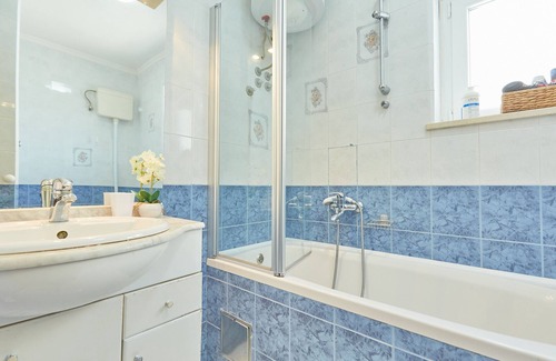 Montovjerna Casa | Villa Kate Dadic