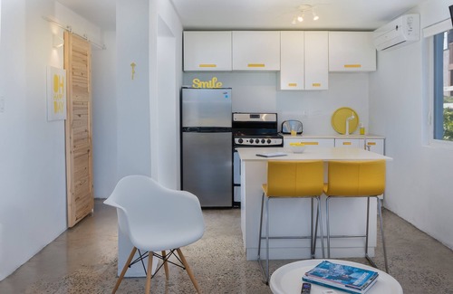 Cockburn Town Casa | Villa Kaya - Suite Amarilla - Frente al Mar