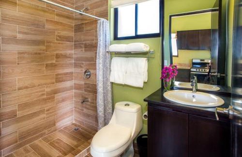 Parrita Casa | Villa Kiskadee - Beautiful Mountain Views with Private Pool