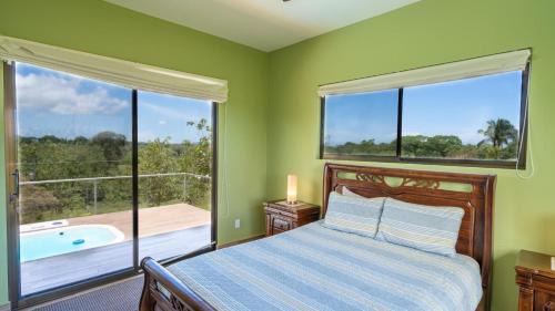 Parrita Casa | Villa Kiskadee - Beautiful Mountain Views with Private Pool