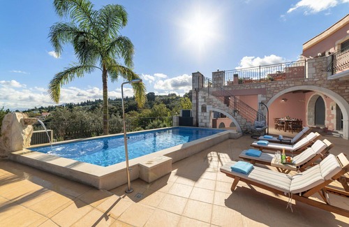Tzitzifes Villa | Villa en Tzitzifés con 4 habitaciones, capacidad 8