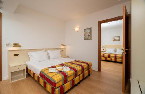 Zator Cama Y Desayuno | Villa Królewiec - 1,5km od Energylandii