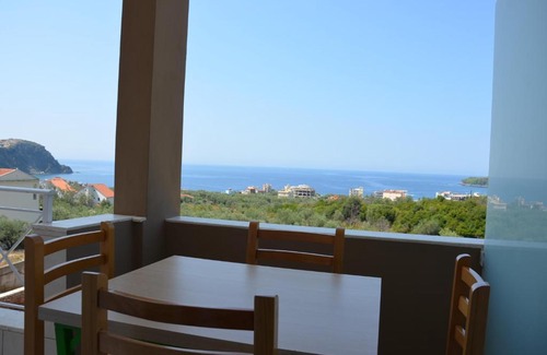 Himare Apartamento | Villa Kristina
