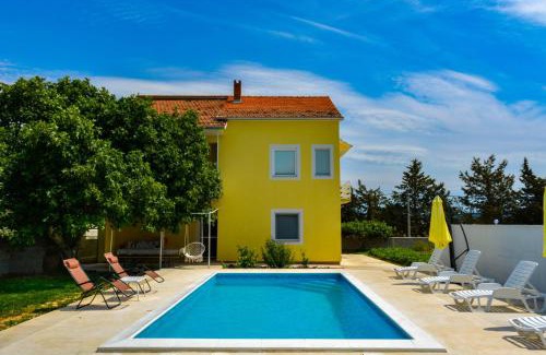 Sveti Filip i Jakov Apartamento | Villa Kutija