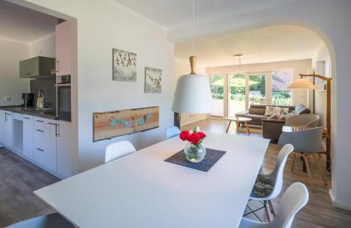 Husum Casa | Villa Lütt-KEINE MONTEURE-