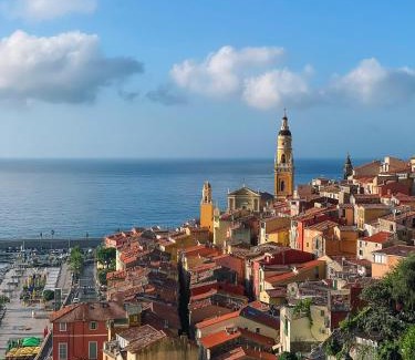 Menton Apartamento | Villa l'ensoleillée vue panoramique mer, 250 m de la plage et du centre ville
