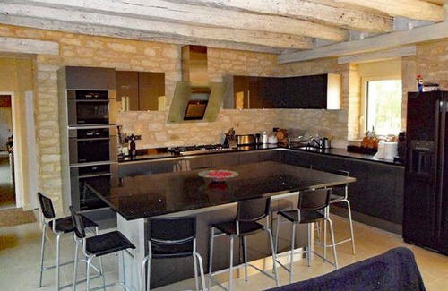 Saint-Germain-des-Pres Villa | 24MAIN - Le Mirambeau