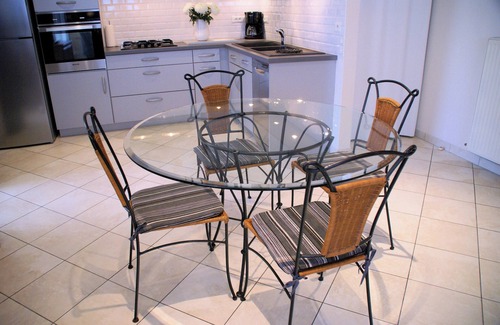 Vaux-sur-Mer Apartamento | Villa l'Olivier apartment, quiet, 10-minute walk from the beach.