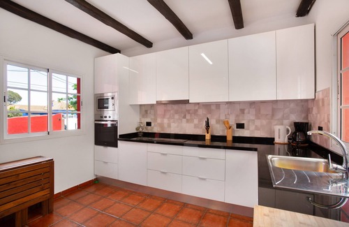 La Solana Villa | Villa "La Alpispa" en el campo con piscina, Wi-Fi, terraza y jardín