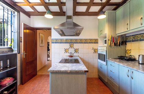 Miraflores del Palo Villa | Villa "La Bicicleta Azul" con piscina compartida y Wi-Fi