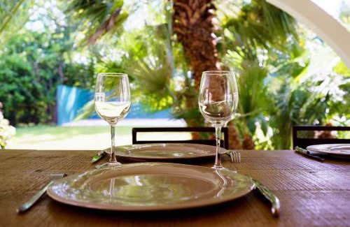 Biarritz Cama Y Desayuno | Villa La Conciergerie à Biarritz, avec Fronton pour Pelote Basque, Boulodrome, Bar-Comptoir