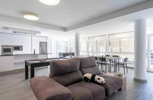 Tamarit Villa | Villa 'La Mora and Pool Oasis' con vistas al mar, Wi-Fi y aire acondicionado