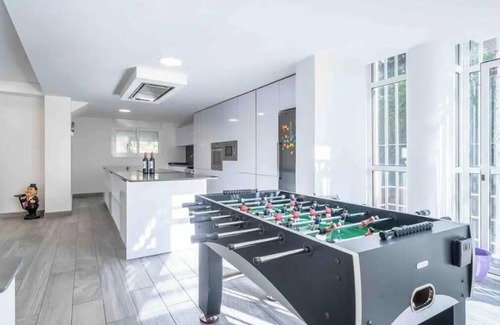 Tamarit Villa | Villa 'La Mora and Pool Oasis' con vistas al mar, Wi-Fi y aire acondicionado