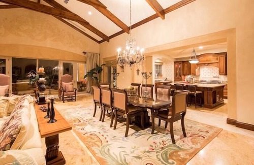 Herradura Casa | Villa La Perla