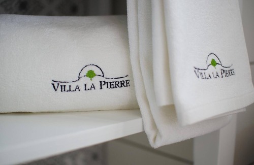 Strzegom Casa | Villa La Pierre