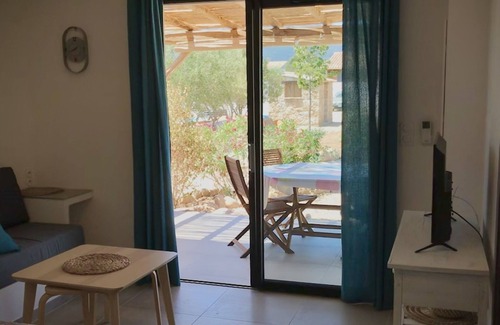 Lecci Casa | Villa La Vacca 🏡Warm welcome 🧡 heated pool 🌞beach 5' away 🏖️