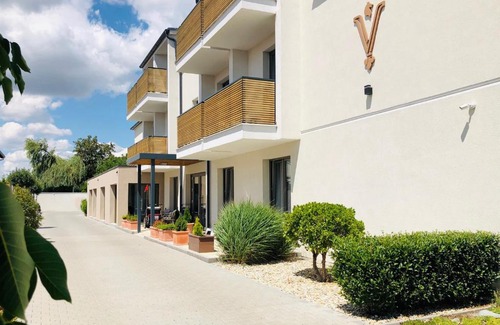 Dunajska Streda Casa | Villa La Via ***
