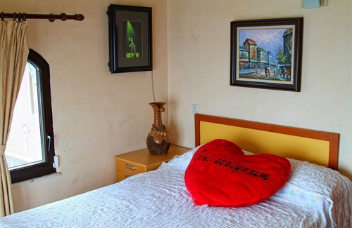 Orhangazi Villa | Villa Lake Paradise - Villa grande a orillas del lago