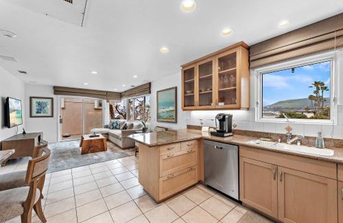 Laguna Beach Villa | Villa Lanai at the Sunset Cove Villas