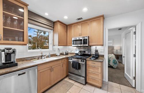 Laguna Beach Villa | Villa Lanai at the Sunset Cove Villas
